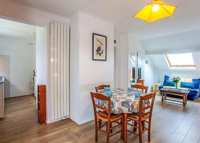 아파트 Les Tilleuls-1 By Interhome